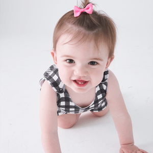 Jardineira de Malha Suedine com Botão e Bordado Xadrez Baby Joy P