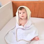toalha-soft-com-capuz-de-canto-plush-bordado-lisa-biblim-petit-girafa-creme--2-