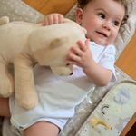 trocador-de-fraldas-portatil-com-forro-pvc-estampado-bublim-petit-girafa-creme1--2-