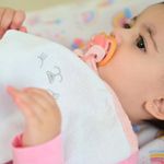 58031476-toalha-de-boca-03-unidades-arco-iris-rosa-bublim-petit-1