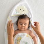76077535-toalhao-bordado-cegonha-baby-joy-soft-1