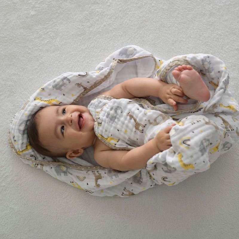 76086_468-toalha-soft-com-capuz-de-centro-estampada-animais-bublim-petit2