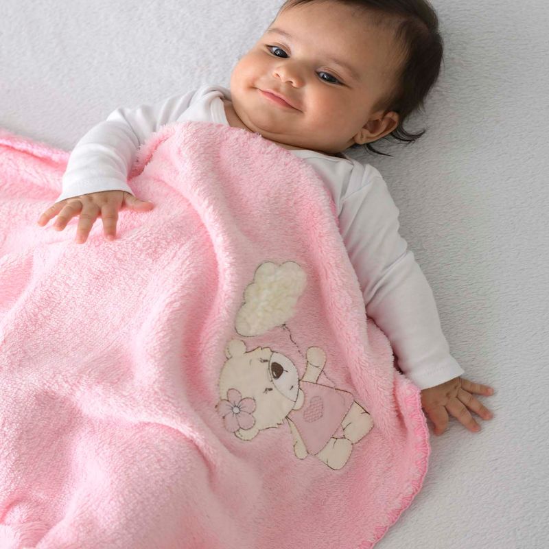 51002_1E6-manta-soft-bordada-ursa-nuvem-rosa-baby-joy2