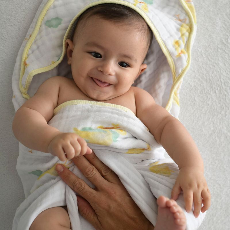 76079535-toalha-fralda-cegonha-baby-joy-soft-1
