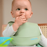 15037523-babador-de-silicone-verde-seco-baby-joy