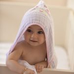 760081F0-toalha-soft-capuz-de-centro-arco-iris-magico-baby-joy