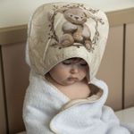 76099626-toalha-com-capuz-urso-bege-baby-1