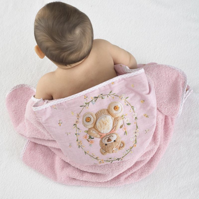 76099624-toalha-com-capuz-ursa-rosa-baby-joy-fabula